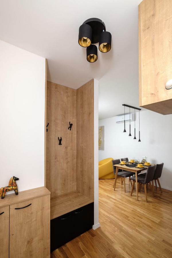 Studio Apartman Krila Wings- Parking In Garage زغرب المظهر الخارجي الصورة