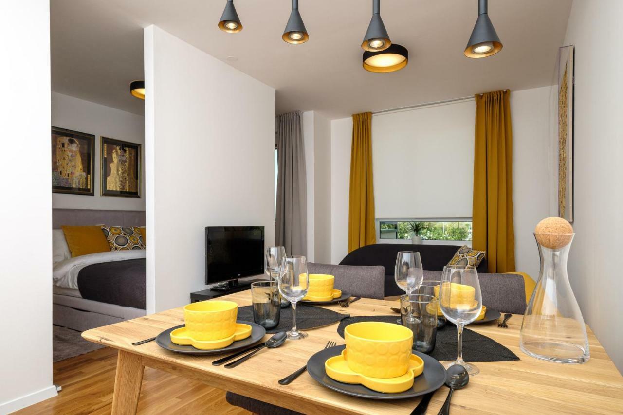 Studio Apartman Krila Wings- Parking In Garage زغرب المظهر الخارجي الصورة